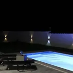 I Sol Rab Pool House *